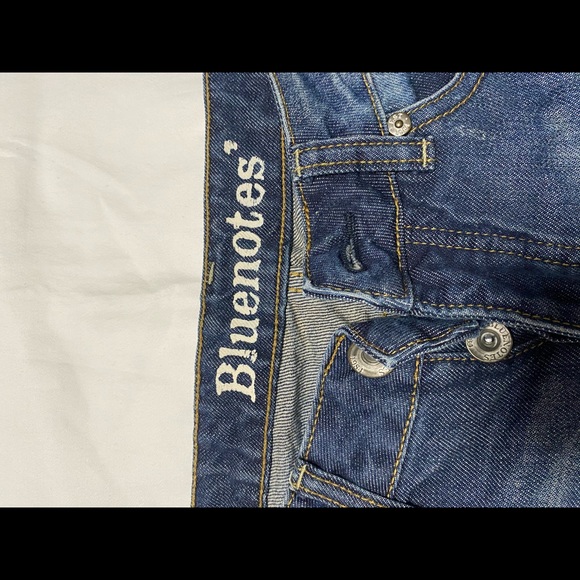 Jeans - Picture 2 of 10